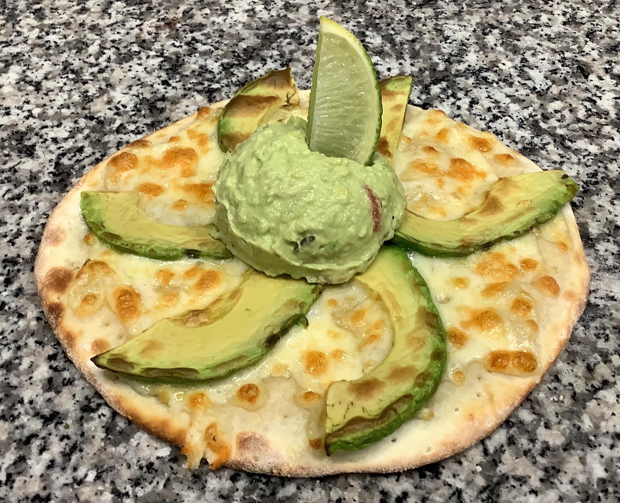 アボカドとライム　横